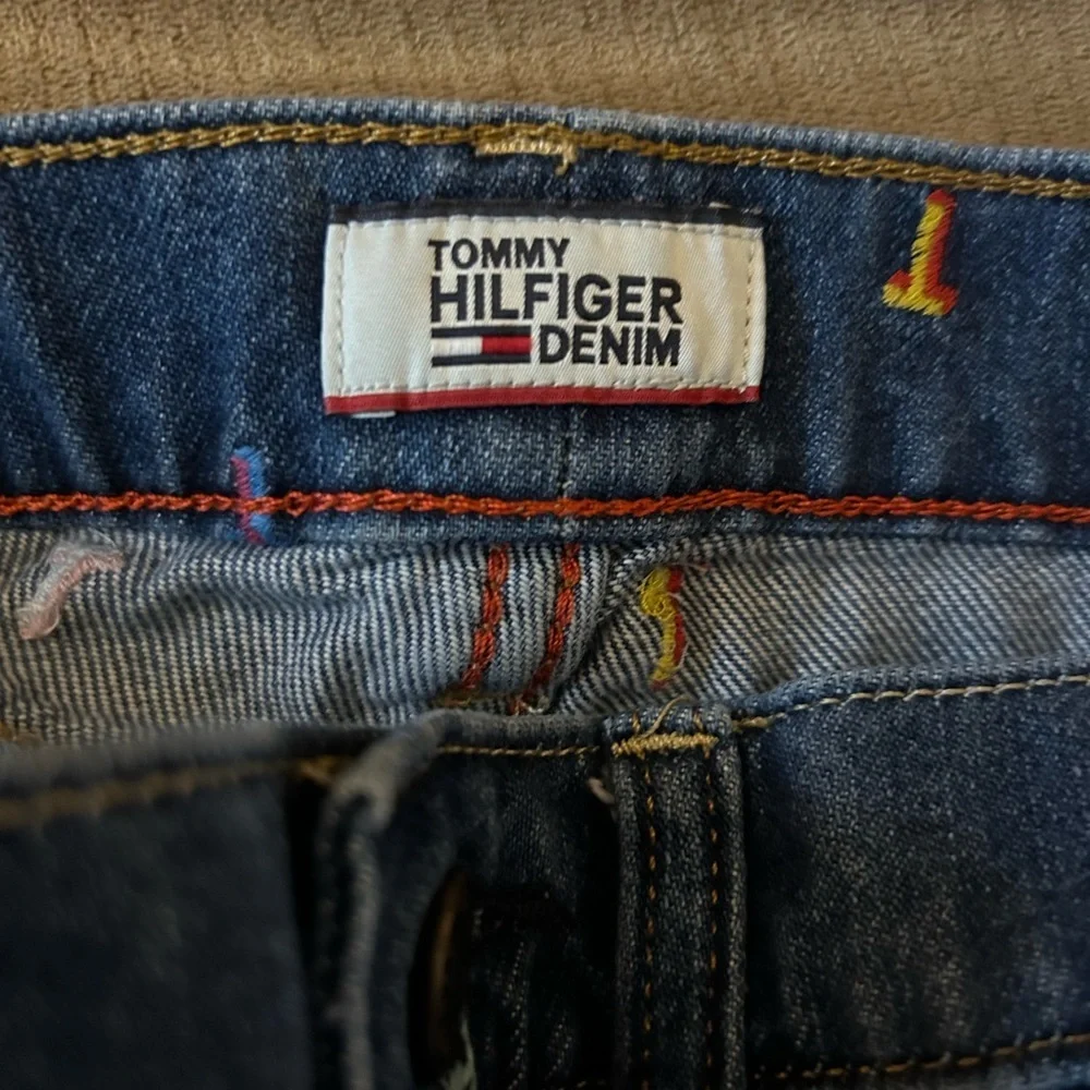 Tommy Hilfiger Embroidered Multi-color Sig. TH Boyfriend Copain Jeans Sz 0 - Picture 12 of 12